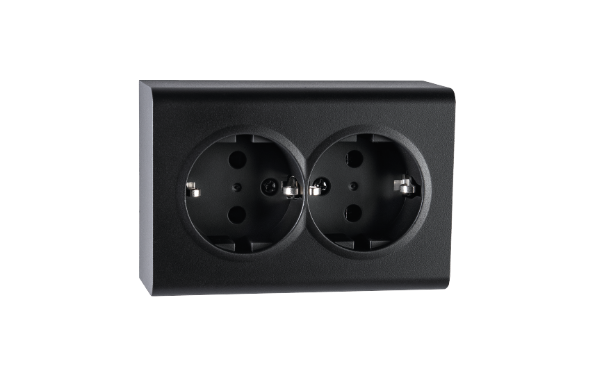Outlet surface Black Double Grounded