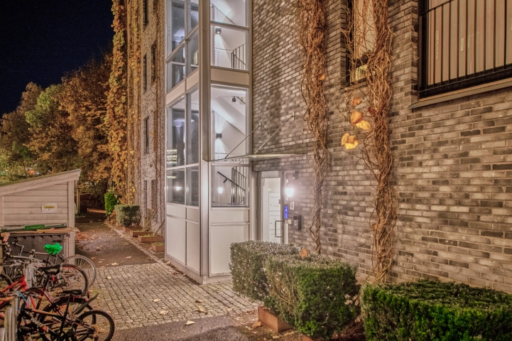 Frame Round Wall Skøyen.jpg